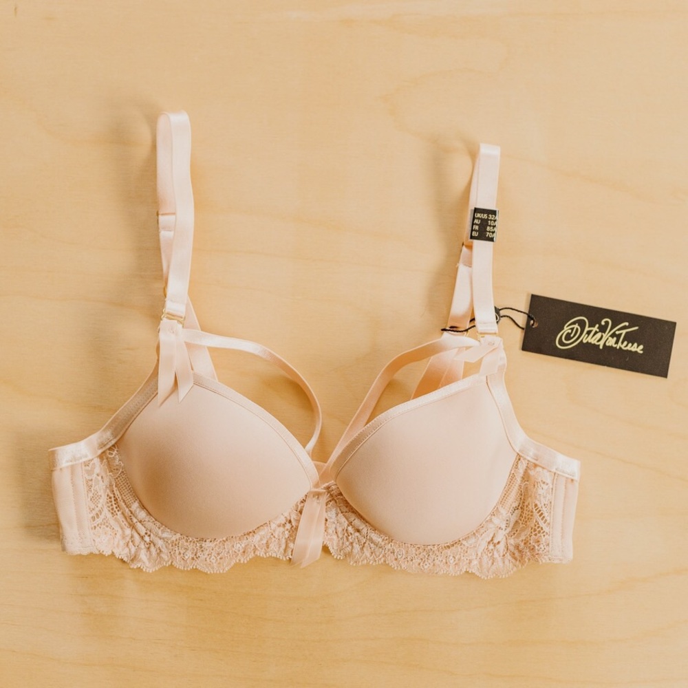 Dita Von Teese Madame X Bra 32A in Creme
